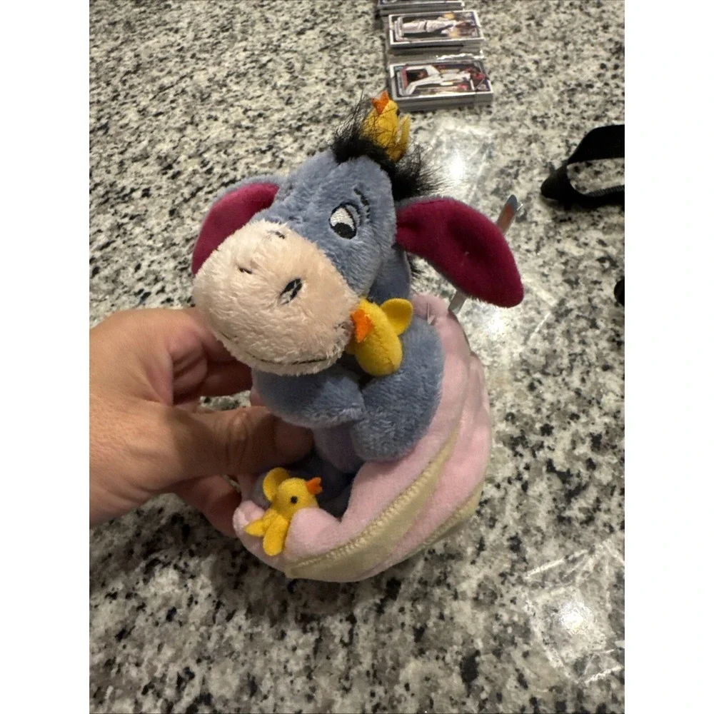Disney Store Eeyore Bean Bag In An‎ Egg Shell W/ Baby Chicks Easter 7